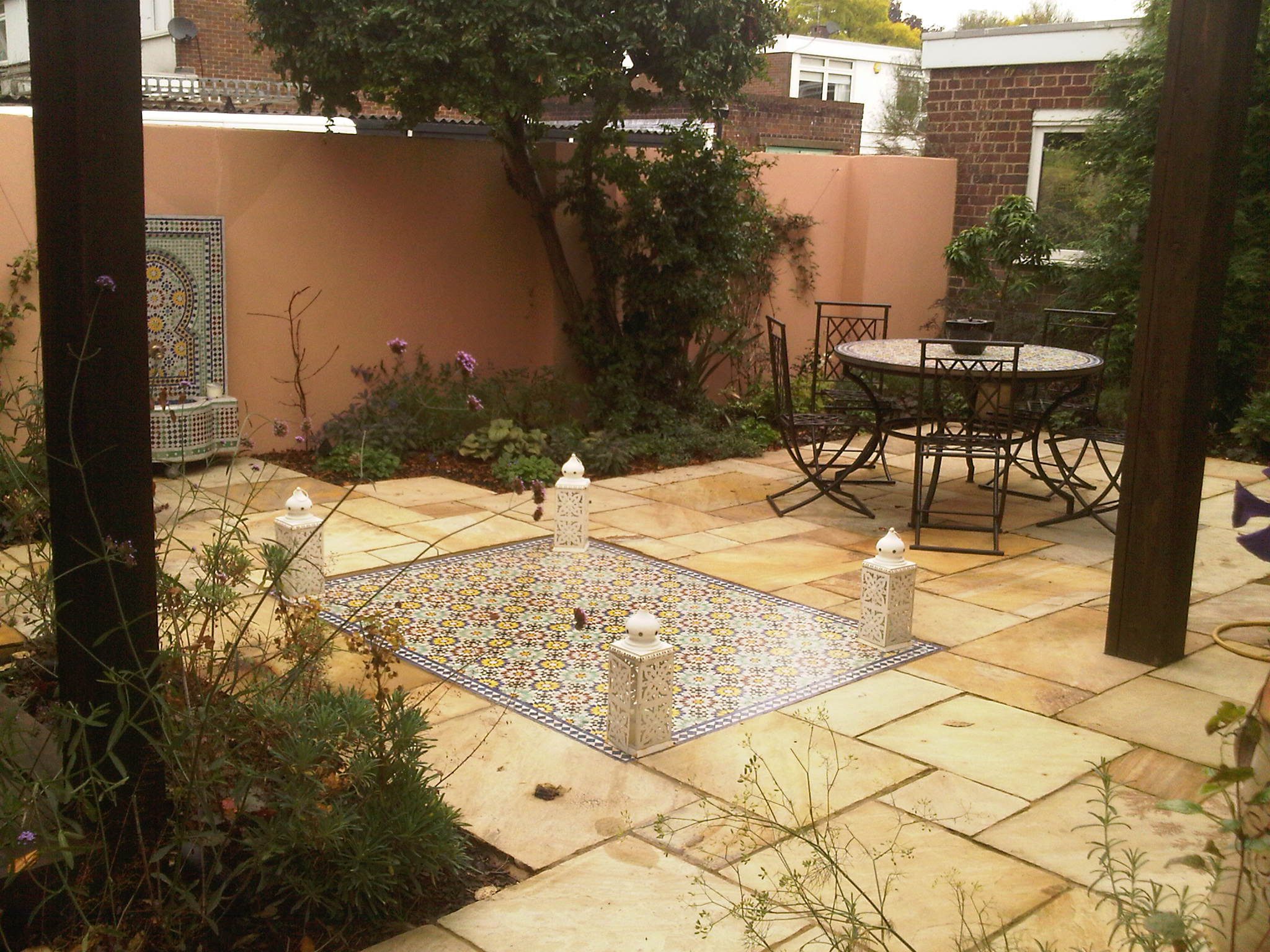 Moroccan Garden Design Greenwich London | 0203 553 7523